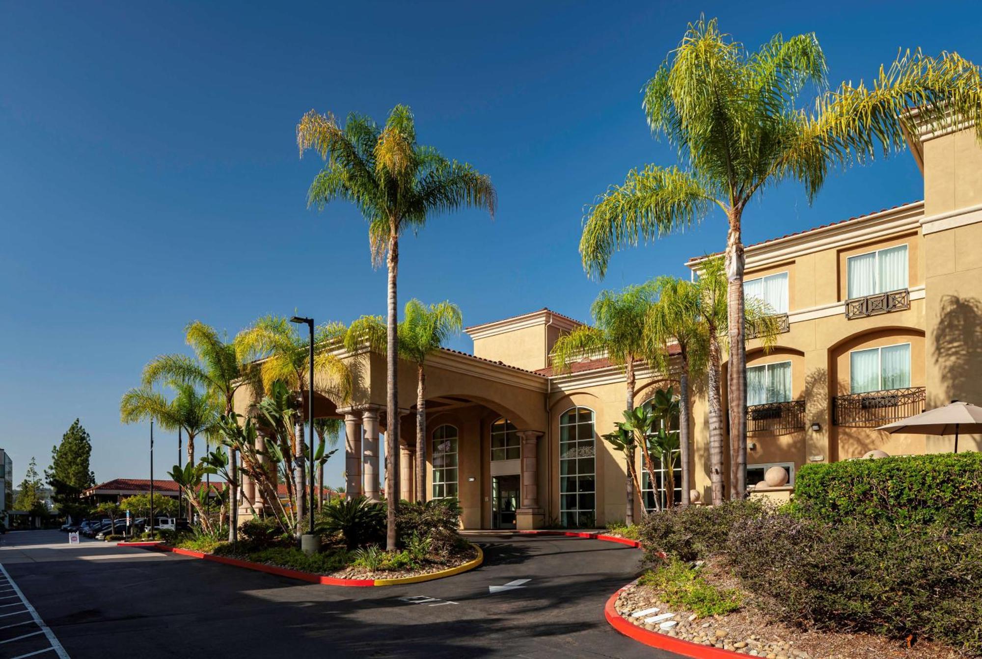 Hilton Garden Inn San Diego/Rancho Bernardo Poway Exterior photo